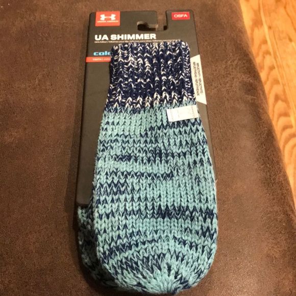 NWT Under Armour mittens - Picture 1 of 3